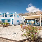 Livadia B * Tilos